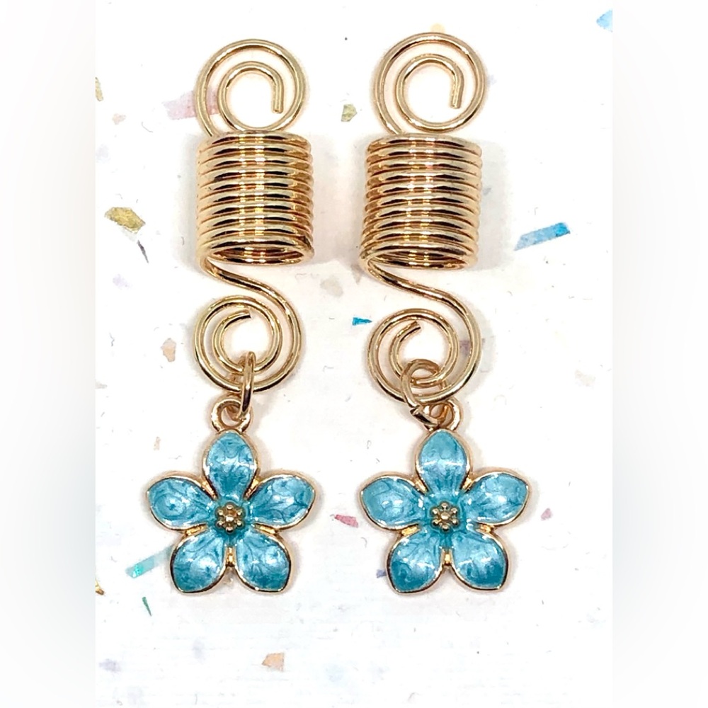 Aqua Blue Enamel Flower Floral Gold Tone Hair Coils Accessory Pair NWOT 2” Boho